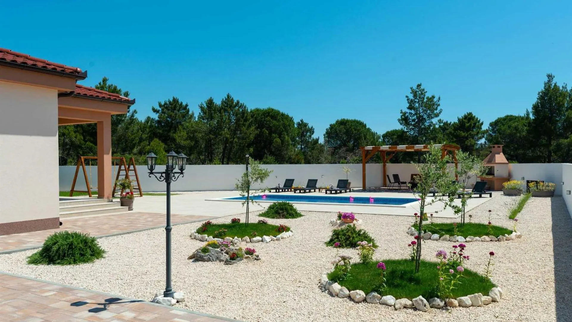 4* Villa First Hill With Heated Pool, Zaton Zaton  0*, Zaton (Zadar)